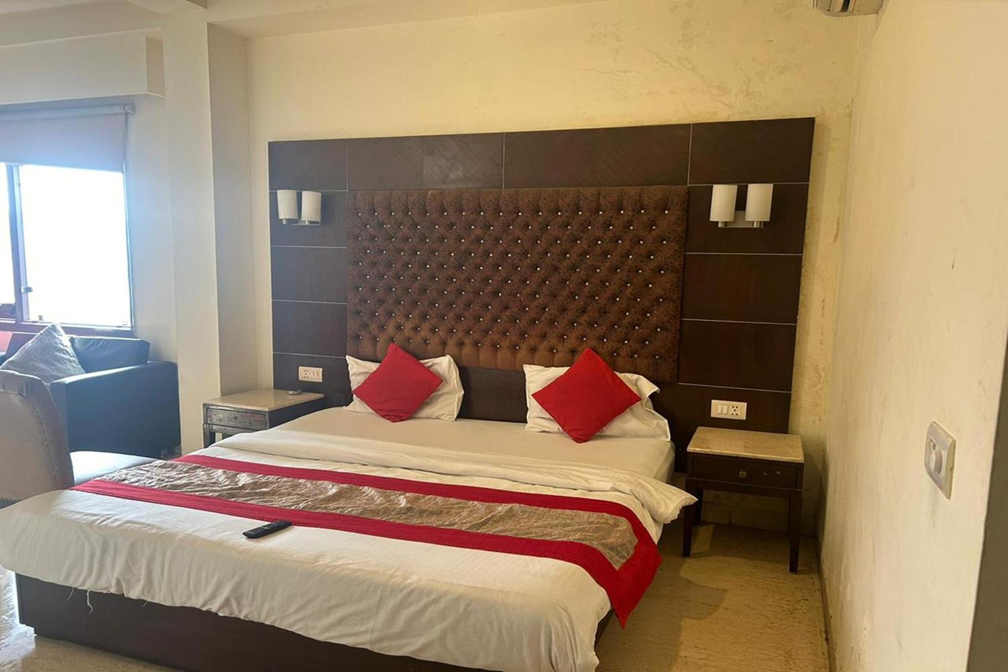 The Metropolis Guest House Near Rk Ashram Metro Station New Delhi Bagian luar foto