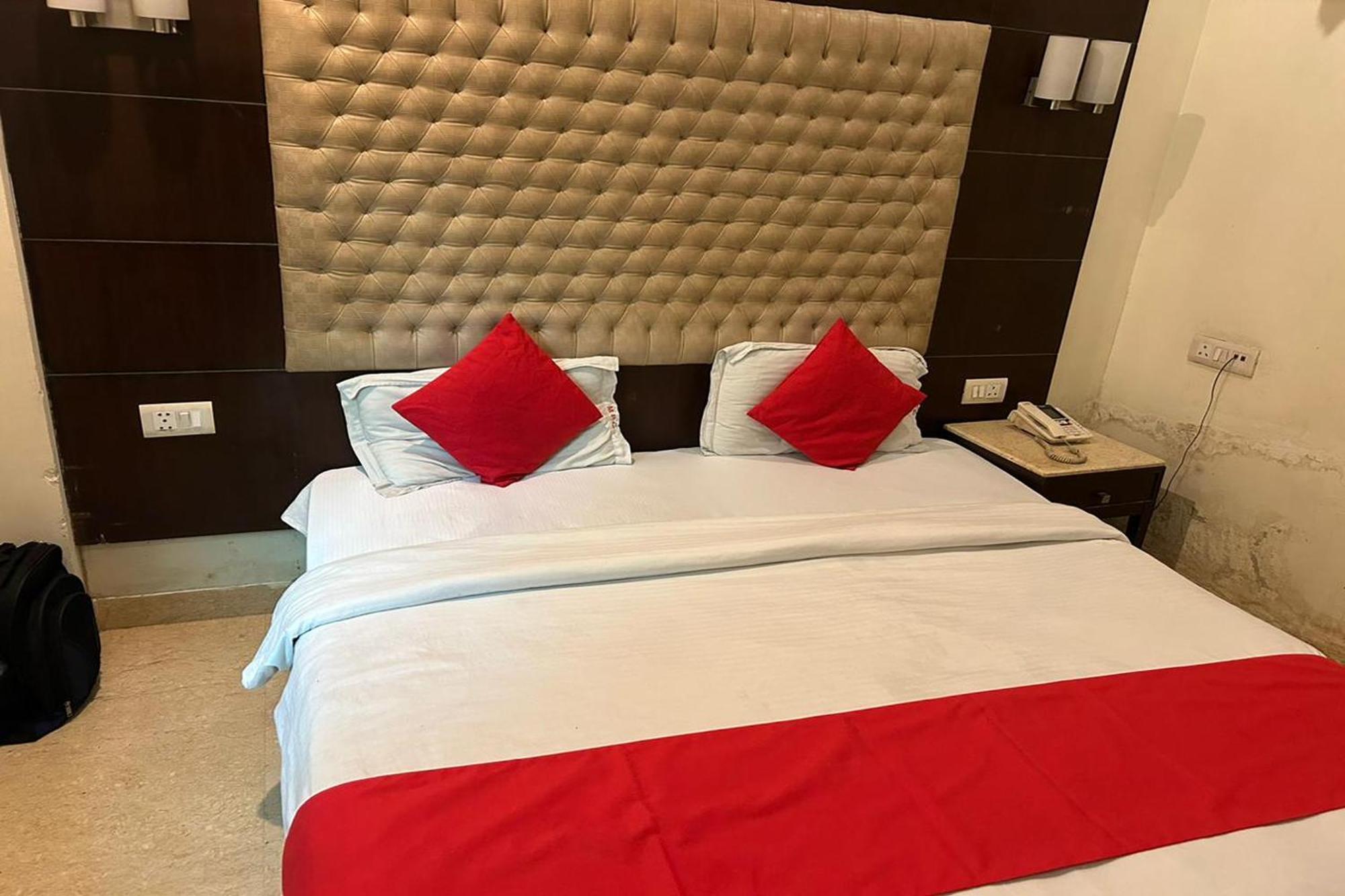 The Metropolis Guest House Near Rk Ashram Metro Station New Delhi Bagian luar foto