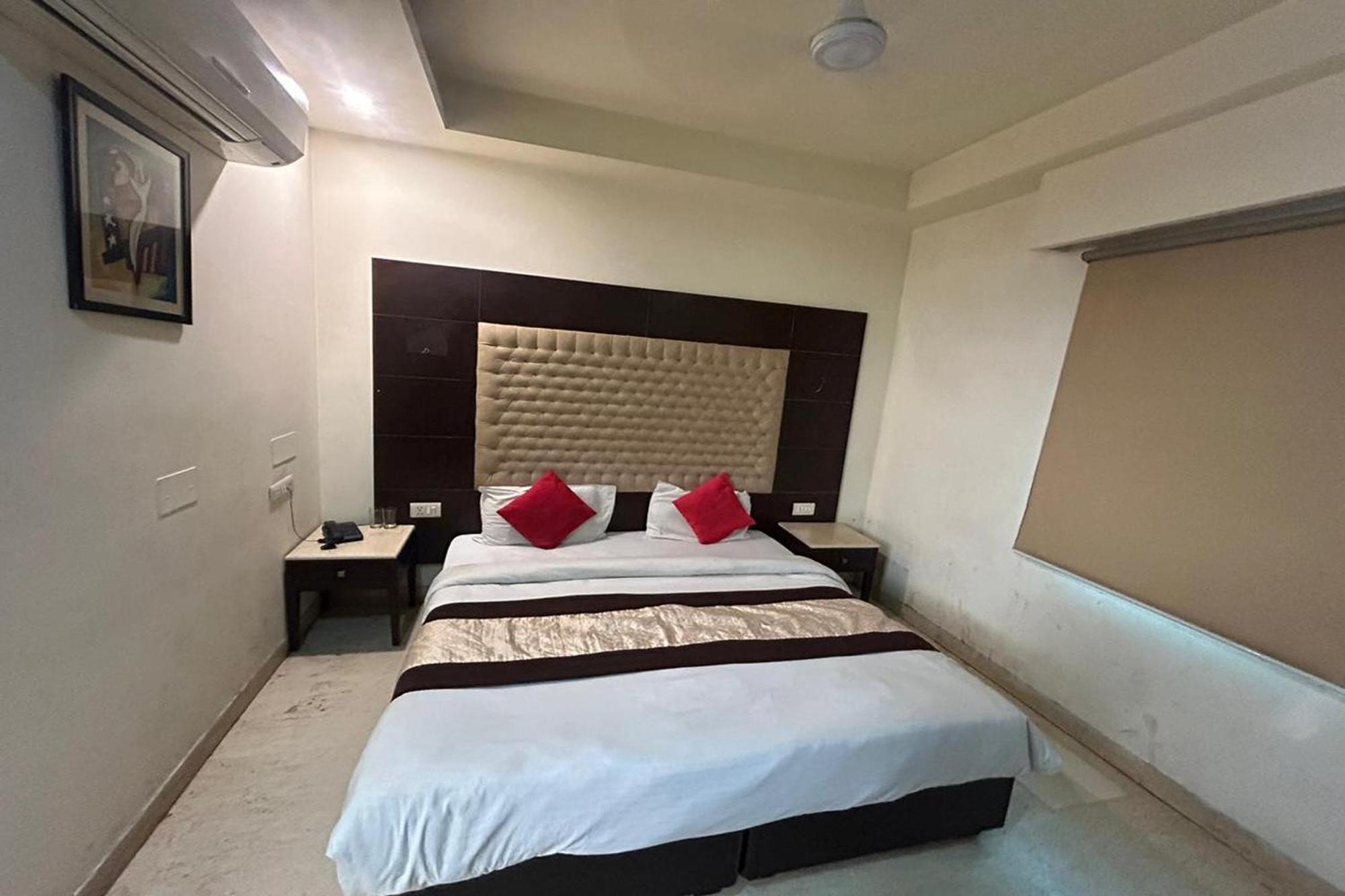 The Metropolis Guest House Near Rk Ashram Metro Station New Delhi Bagian luar foto