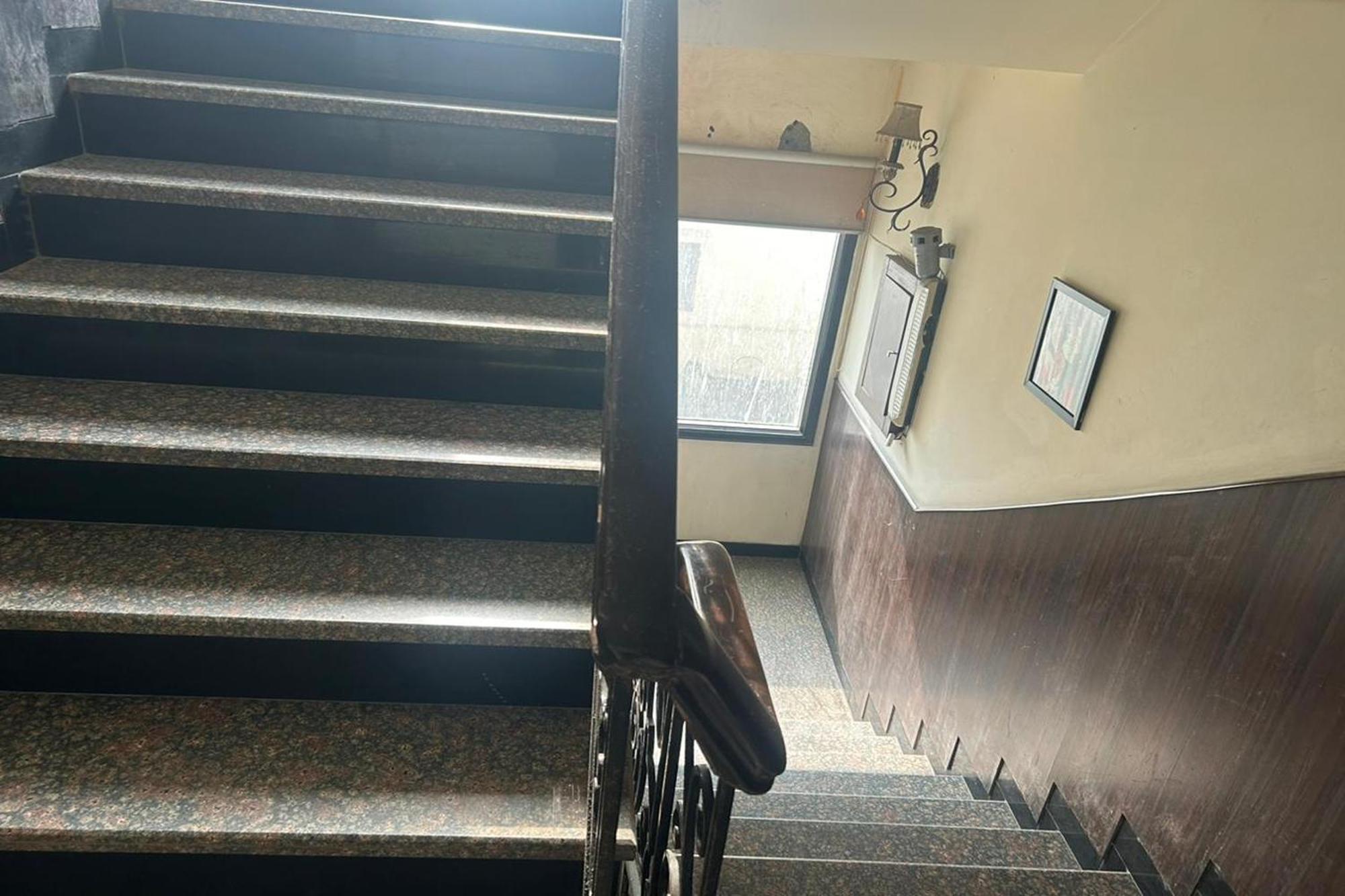The Metropolis Guest House Near Rk Ashram Metro Station New Delhi Bagian luar foto