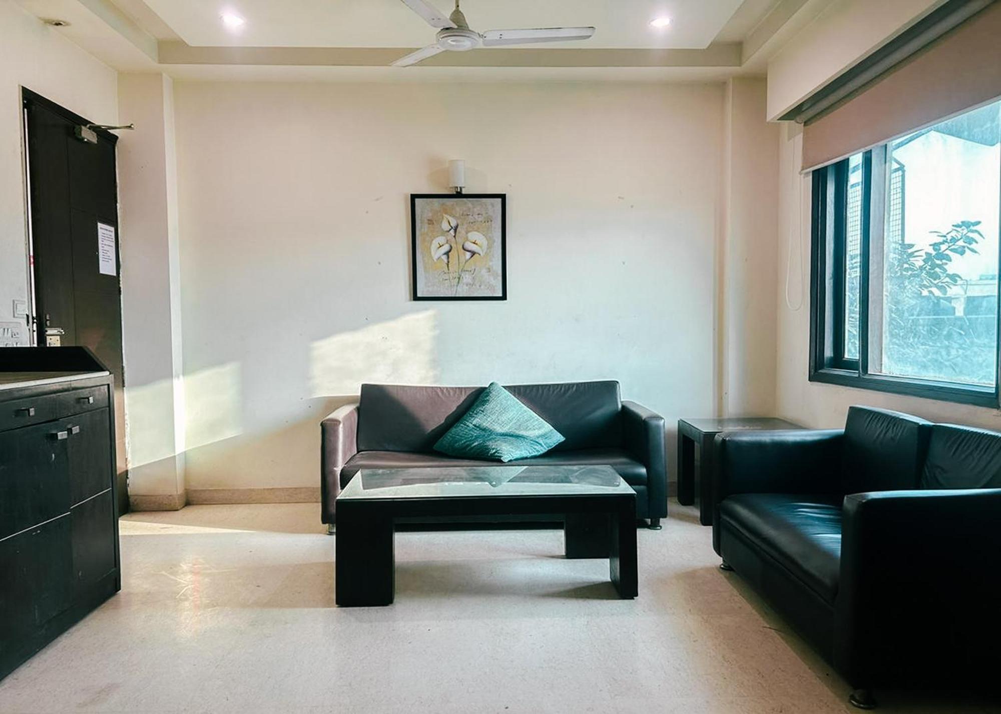 The Metropolis Guest House Near Rk Ashram Metro Station New Delhi Bagian luar foto