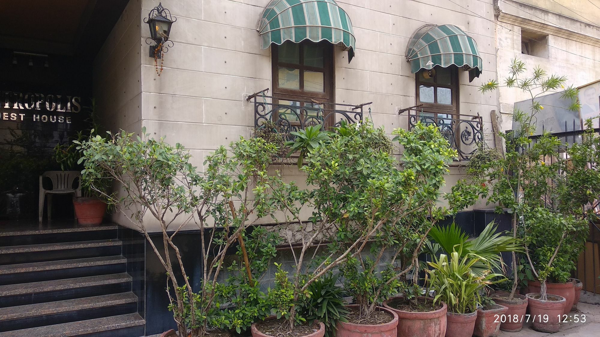 The Metropolis Guest House Near Rk Ashram Metro Station New Delhi Bagian luar foto