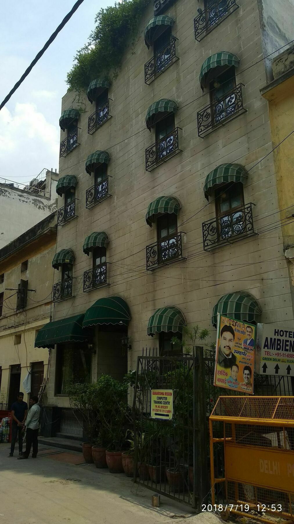 The Metropolis Guest House Near Rk Ashram Metro Station New Delhi Bagian luar foto